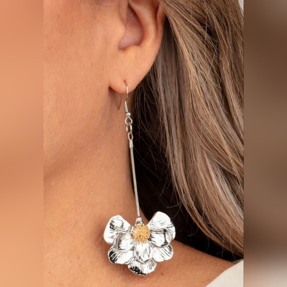 Jewelry - Oh Snapdragon